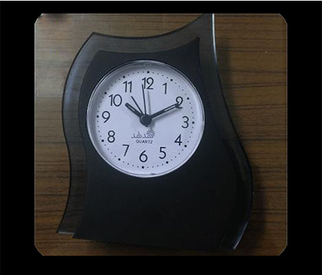 ساعة مكتب -  - جريدة هدهد الإعلانية